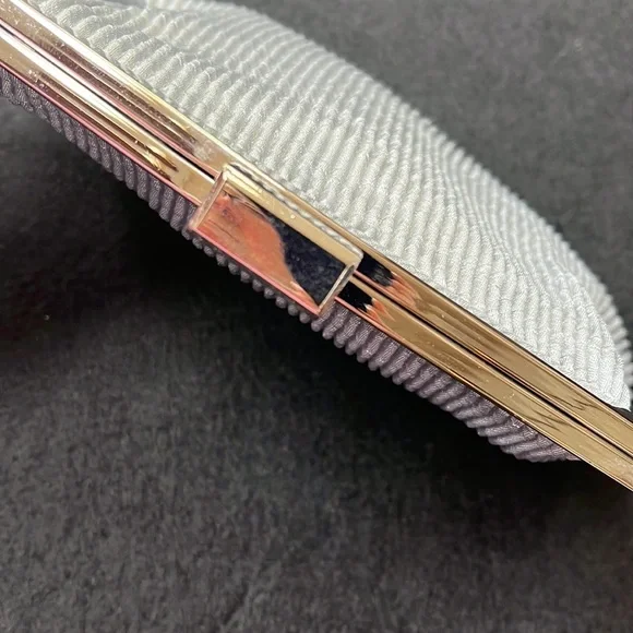 Silver colored BIJOUX TERNER Polyester glam clutch with chain strap, NWT - Picture 7 of 7